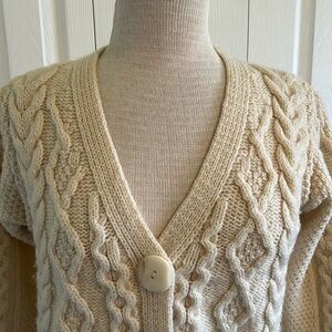 Aran Crafts 100% Merino Wool Chunky Cable Knit Cream Vintage Cardigan Size XS
